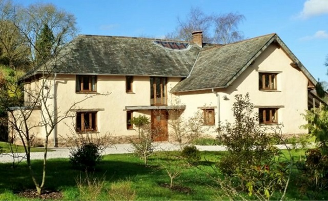 modern cob house in Devon, England, built in the 1990s